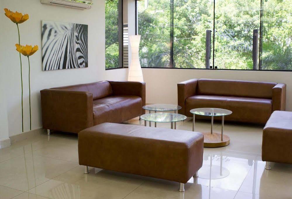 Terrazas Del Sol Apart-Hotel Lambare 外观 照片